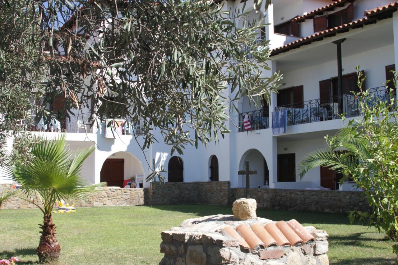 Vour 52 Apartment Vourvourou Exterior foto