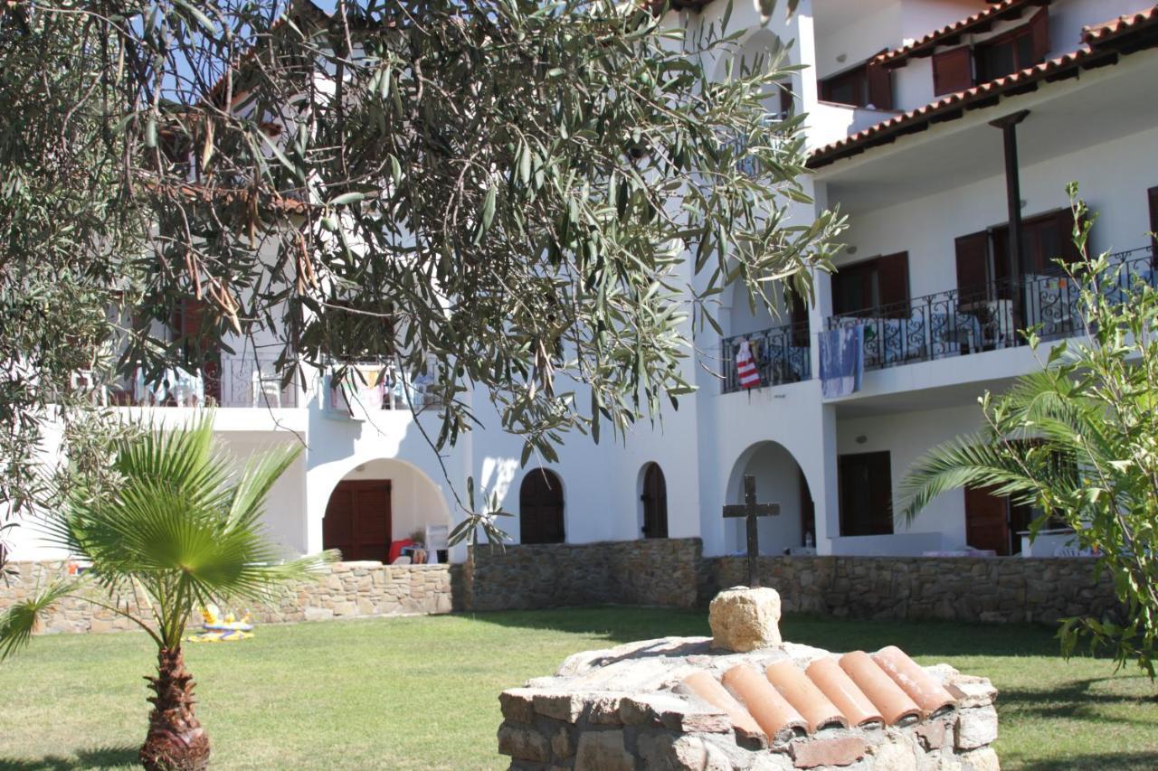 Vour 52 Apartment Vourvourou Exterior foto