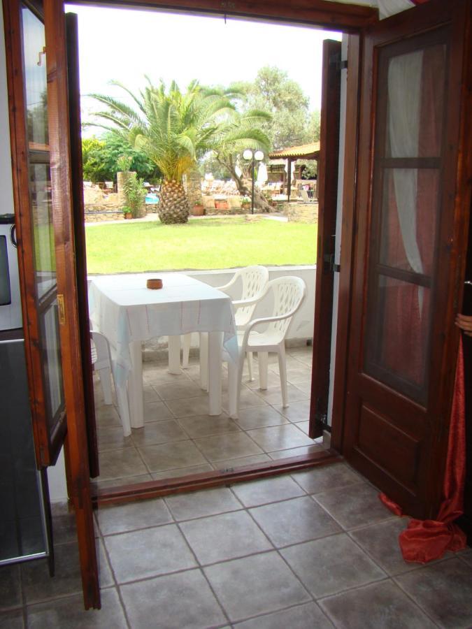 Vour 52 Apartment Vourvourou Exterior foto