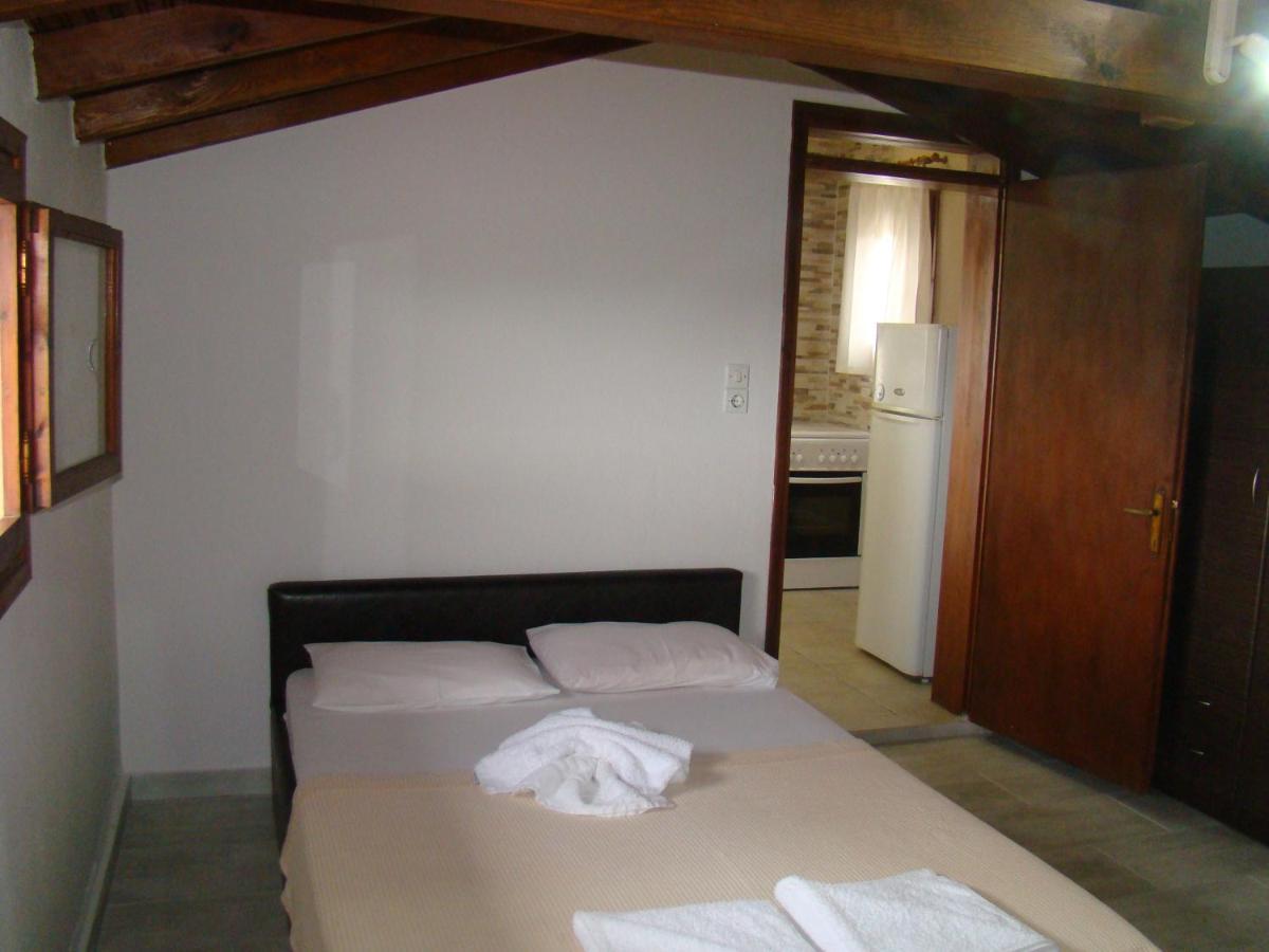 Vour 52 Apartment Vourvourou Exterior foto
