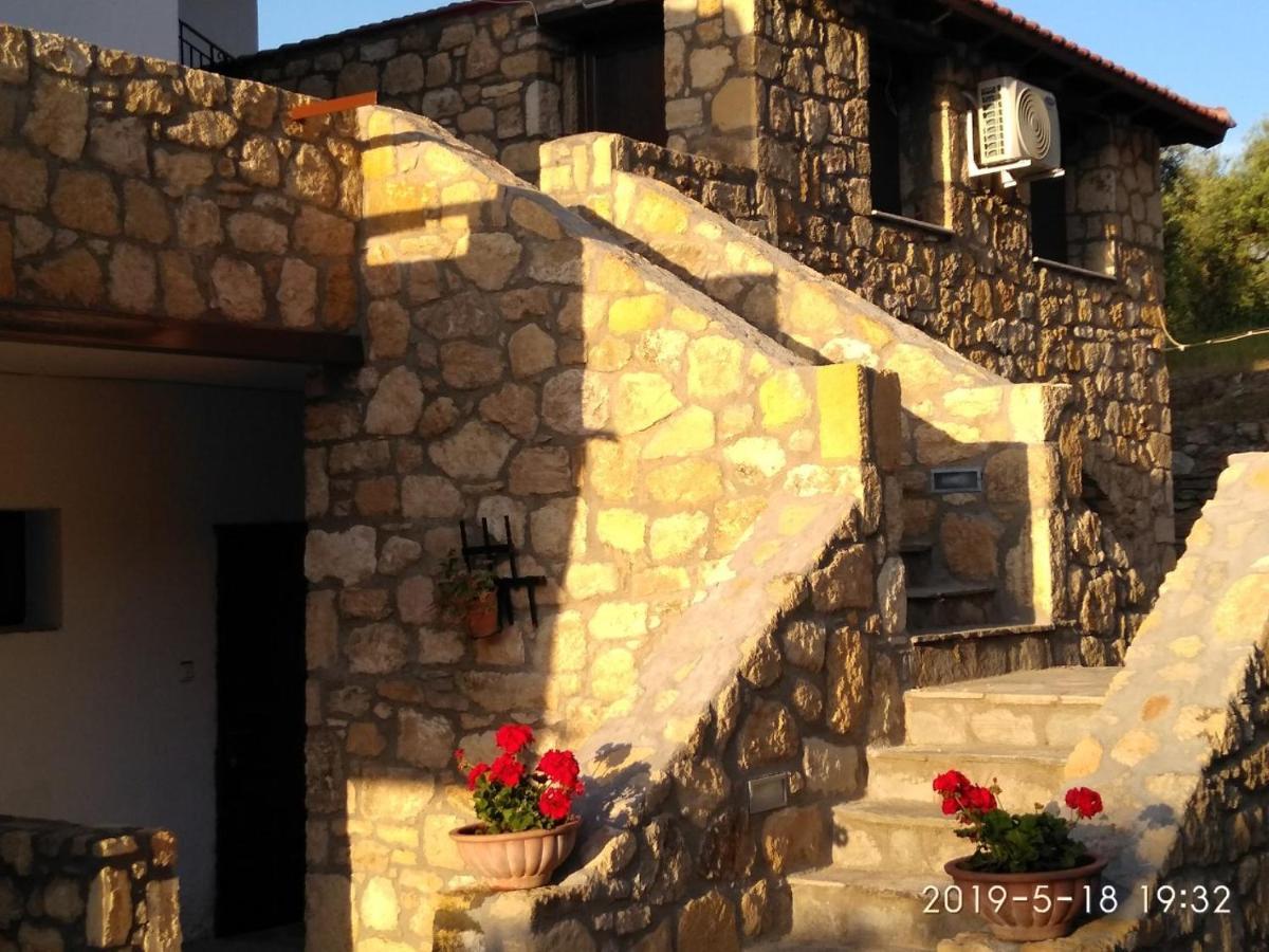 Vour 52 Apartment Vourvourou Exterior foto